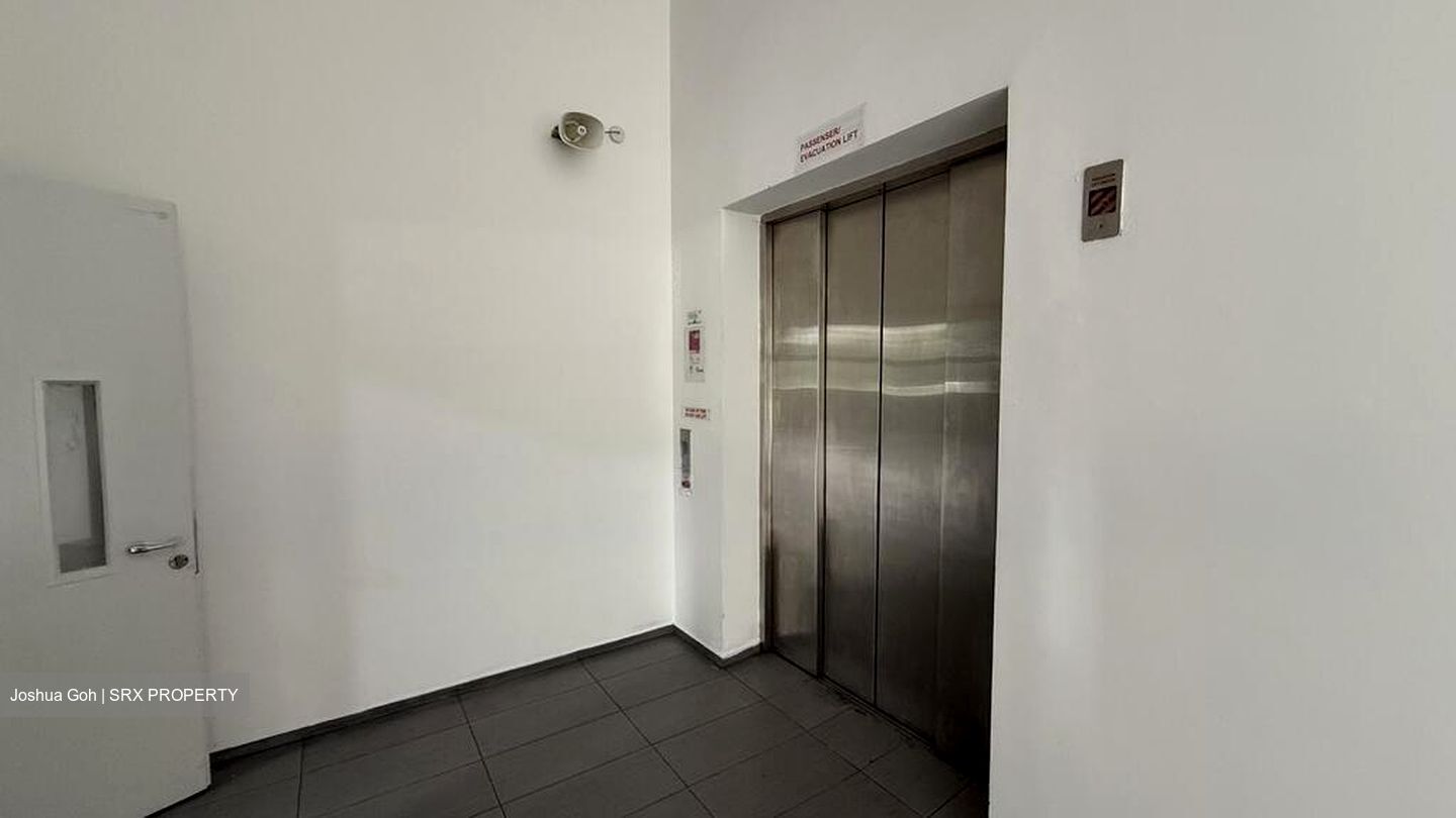 Jalan Ahmad Ibrahim (D22), Factory #495838271